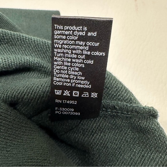 Flint and Tinder Forest Green Quarter-Zip Sweatshirt size XL nwt - Picture 7 of 8